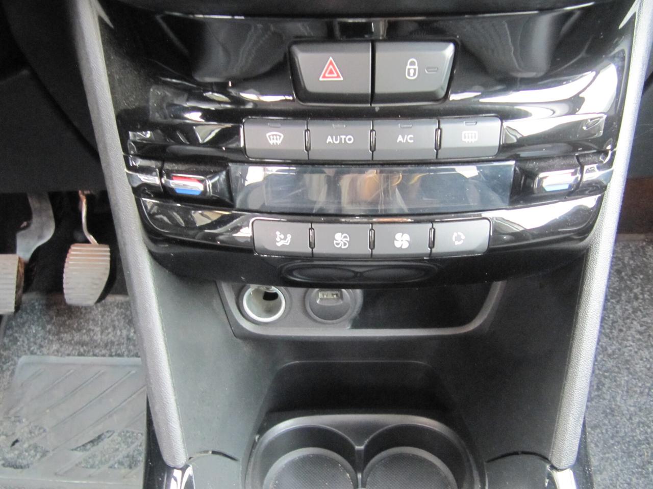 Peugeot 2008 BlueHDi 100 S&S Allure - 2019