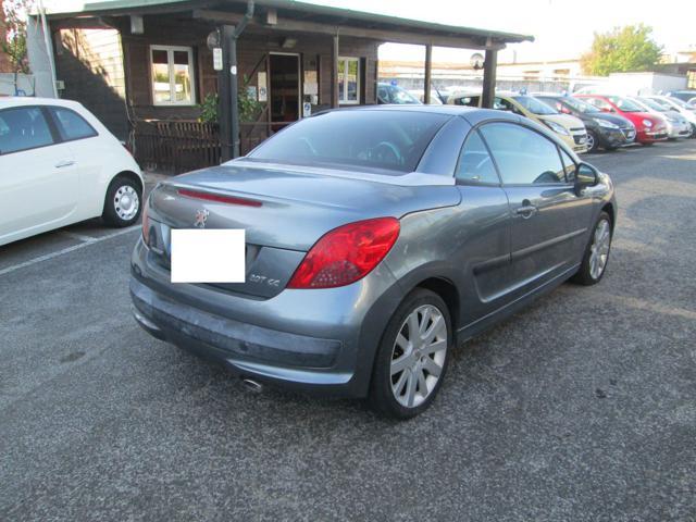 PEUGEOT 207 1.6 HDi 110CV CC Féline