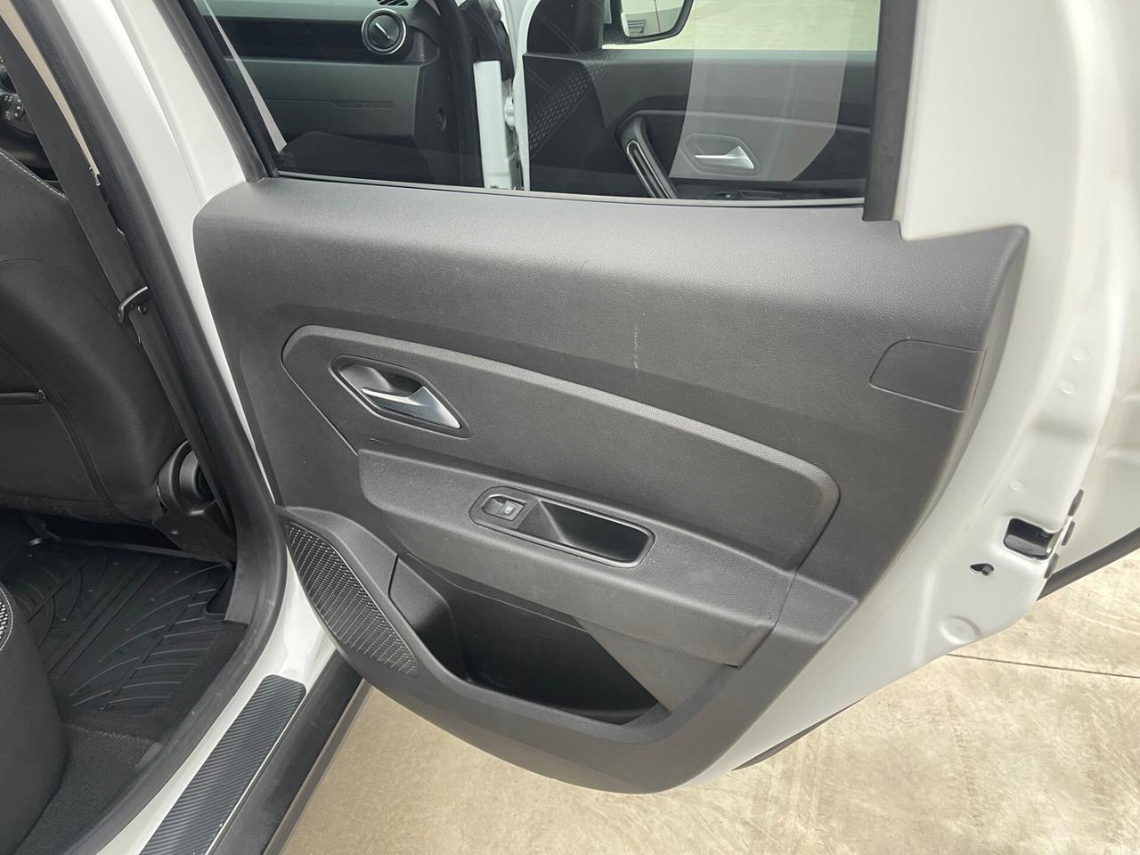 Dacia Duster 1.0 TCe 100 CV ECO-G 4x2 Prestige