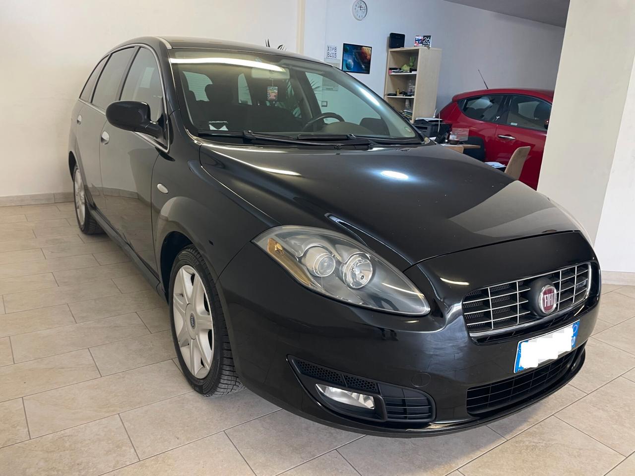 Fiat Croma SW 1.9 MJT 150 CV AUTOMATICA Emotion TAGL +DISTRIBUZIONE SEDILE RIBALTABILE