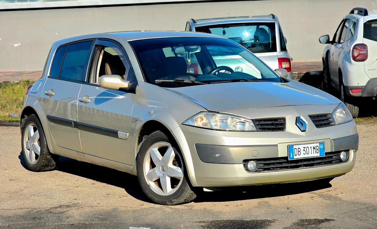 Renault Megane Mégane 1.5 dCi 110CV Dynamique