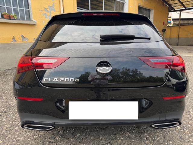 MERCEDES-BENZ CLA 200 d Automatic Shooting Brake AMG Line Premium