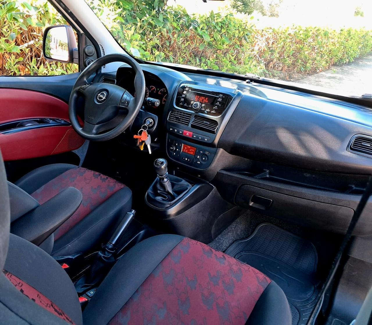 Opel Combo EURO 6 TETTO ALTO TRASPORTO DISABILI