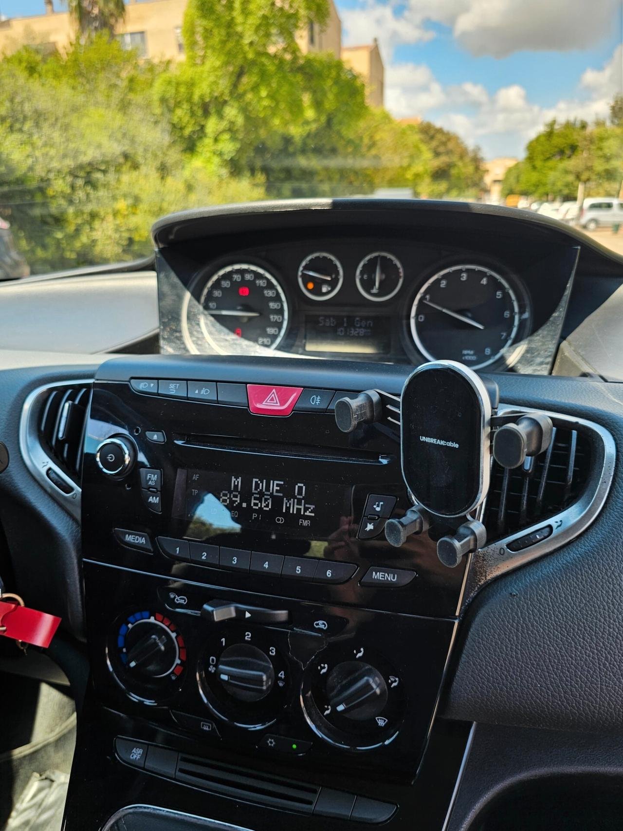 Lancia Ypsilon 1.2 69 CV 5 porte Platinum
