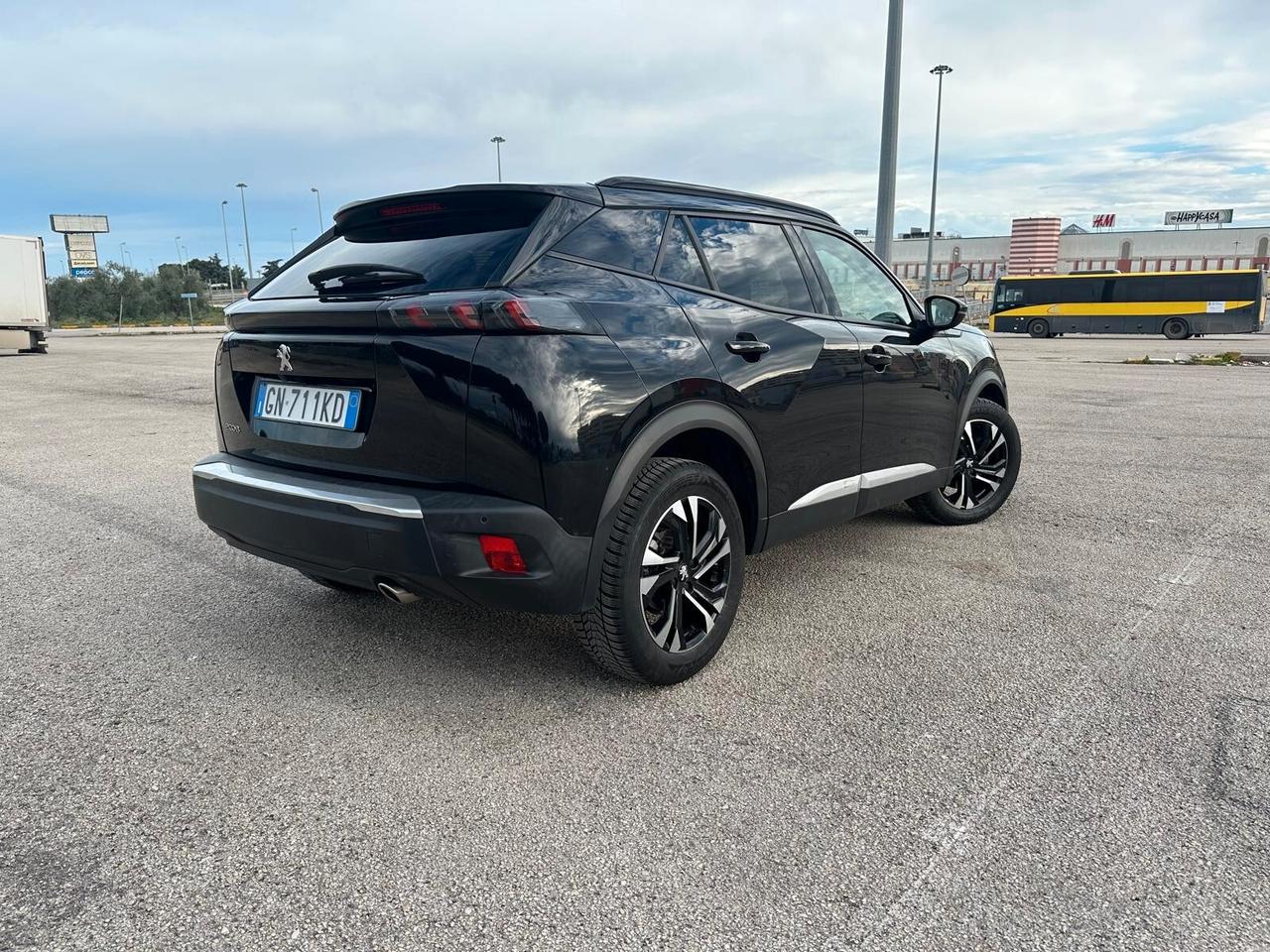 Peugeot 2008 BlueHDi 110 S&S Allure Pack