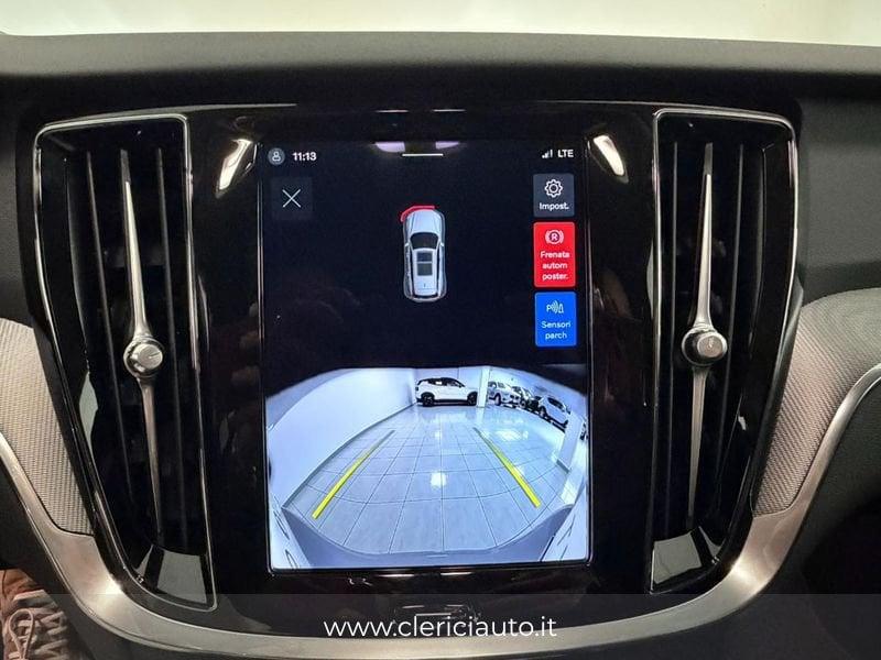 Volvo V60 B3 automatico Plus Dark