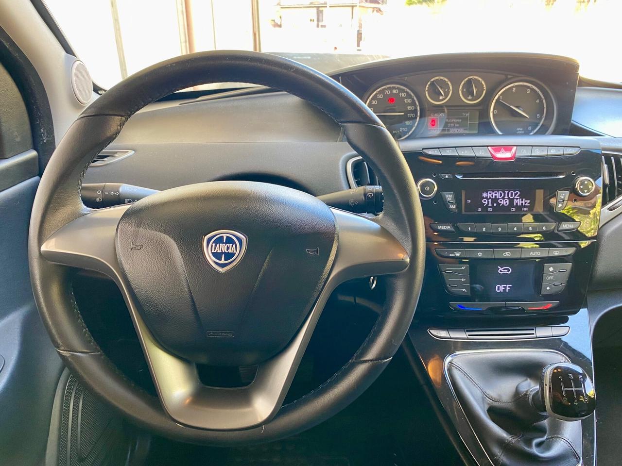 Lancia Ypsilon 1.3 MJT 5 porte S&S Platinum