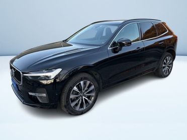 Volvo XC60 2.0 B4 CORE AWD AUTO