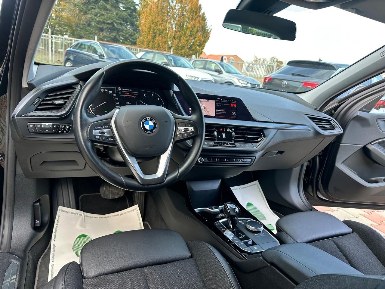 Bmw 116 116d 5p. Advantage