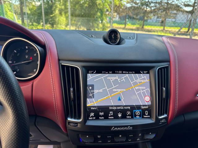 MASERATI Levante V6 Diesel 275 CV Q4 Granlusso
