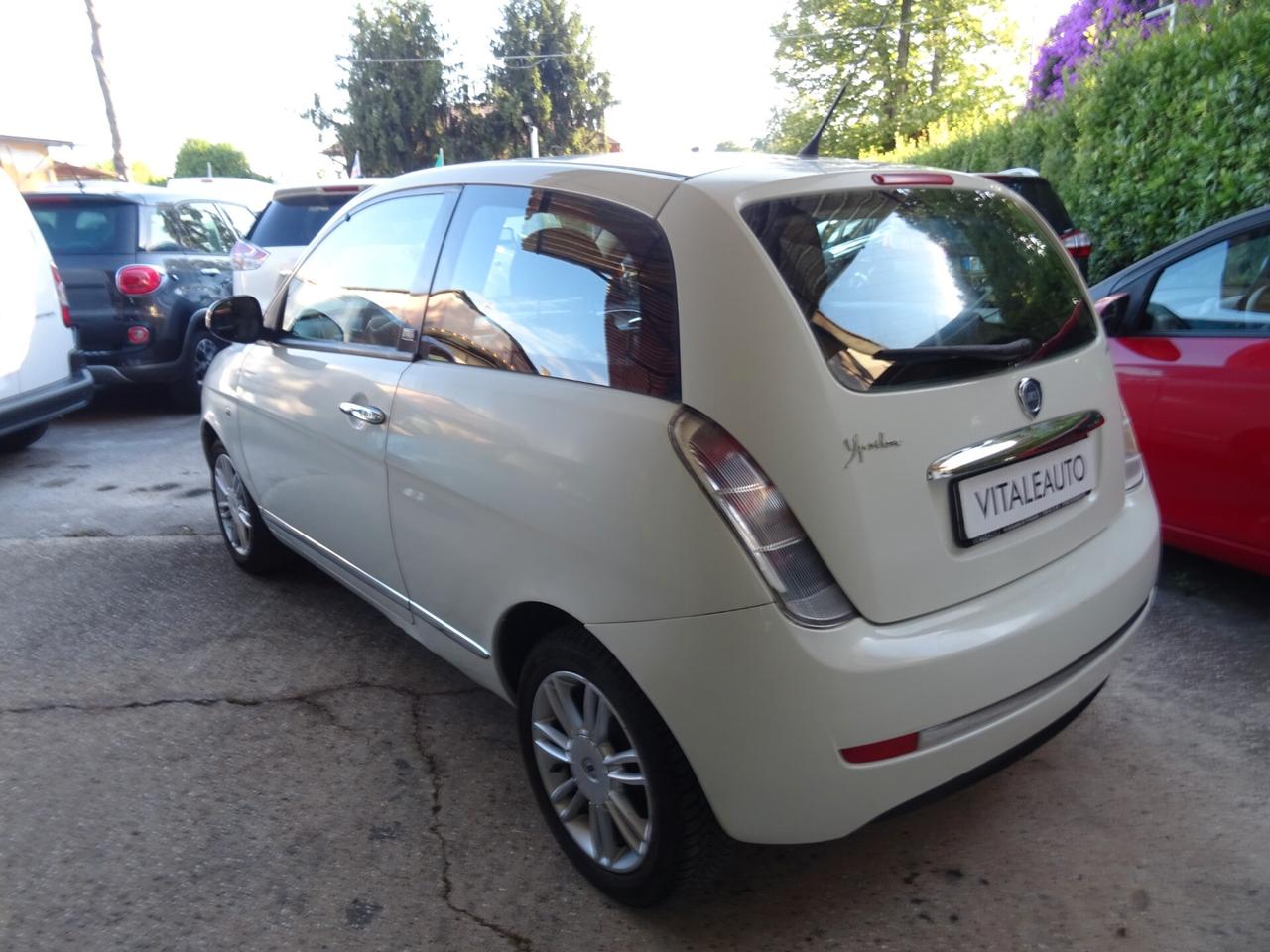 Lancia Ypsilon 1.2 69 CV UNYCA OK NEOPATENTATI