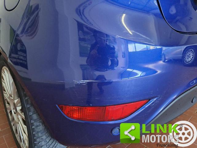 FORD Fiesta 1.5 TDCi 75CV 5 porte Titanium