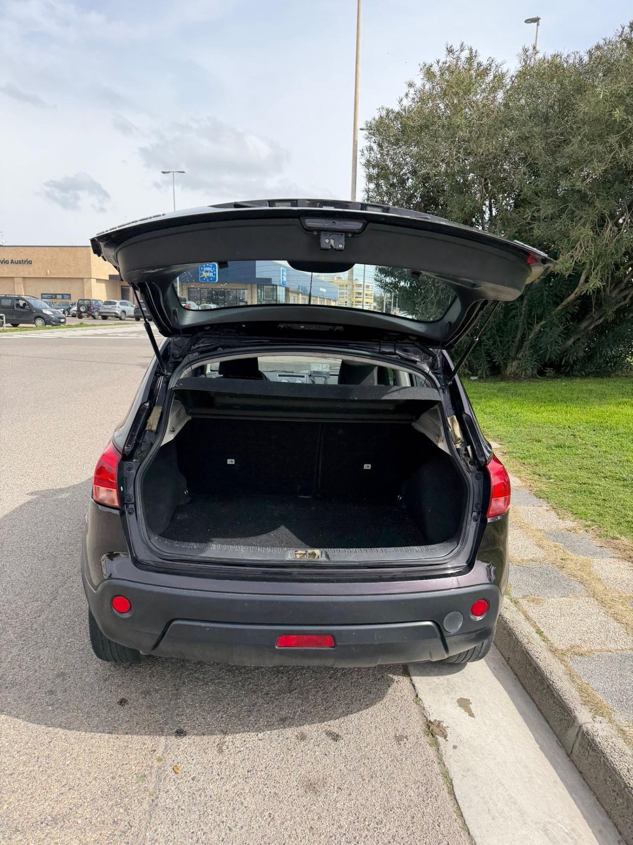 Nissan Qashqai 2.0 Diesel - 4X4 integrale