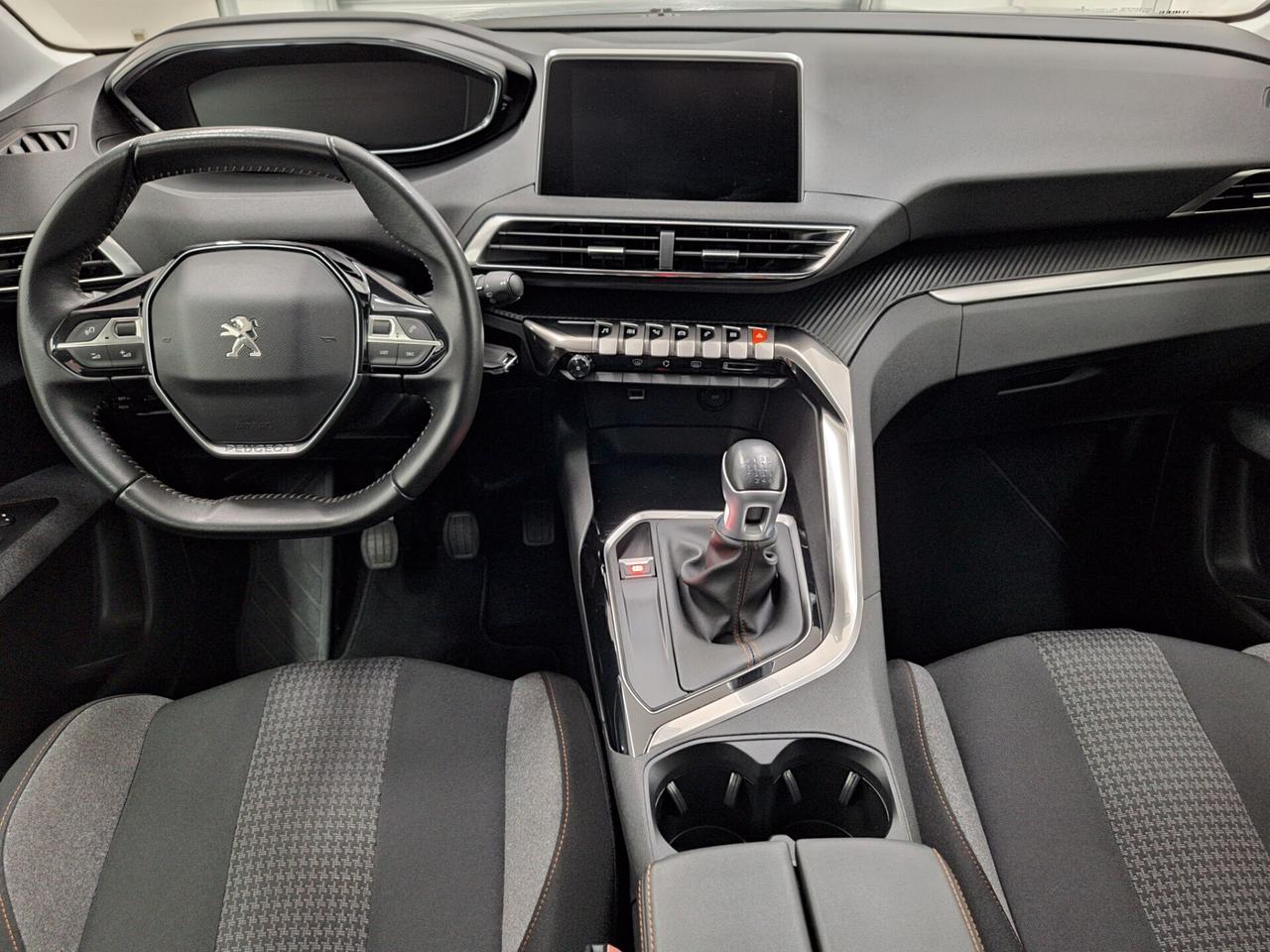 Peugeot 3008 Business 1.5 BlueHDi 130cv