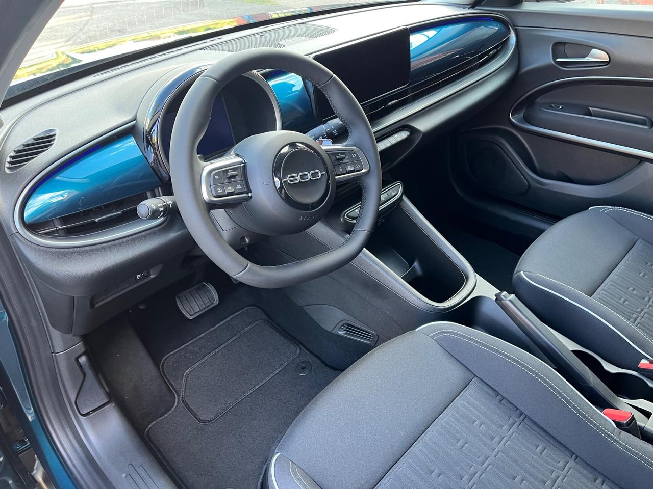 Fiat 600 Hybrid 110 CV Cambio automatico-km0-