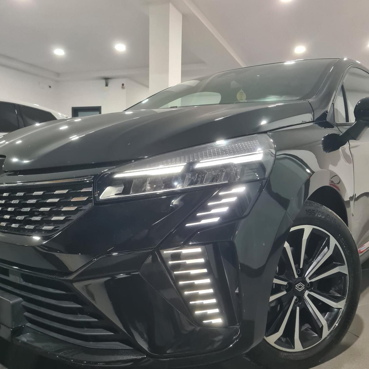 Renault Clio TCe 90 CV 5 porte Techno