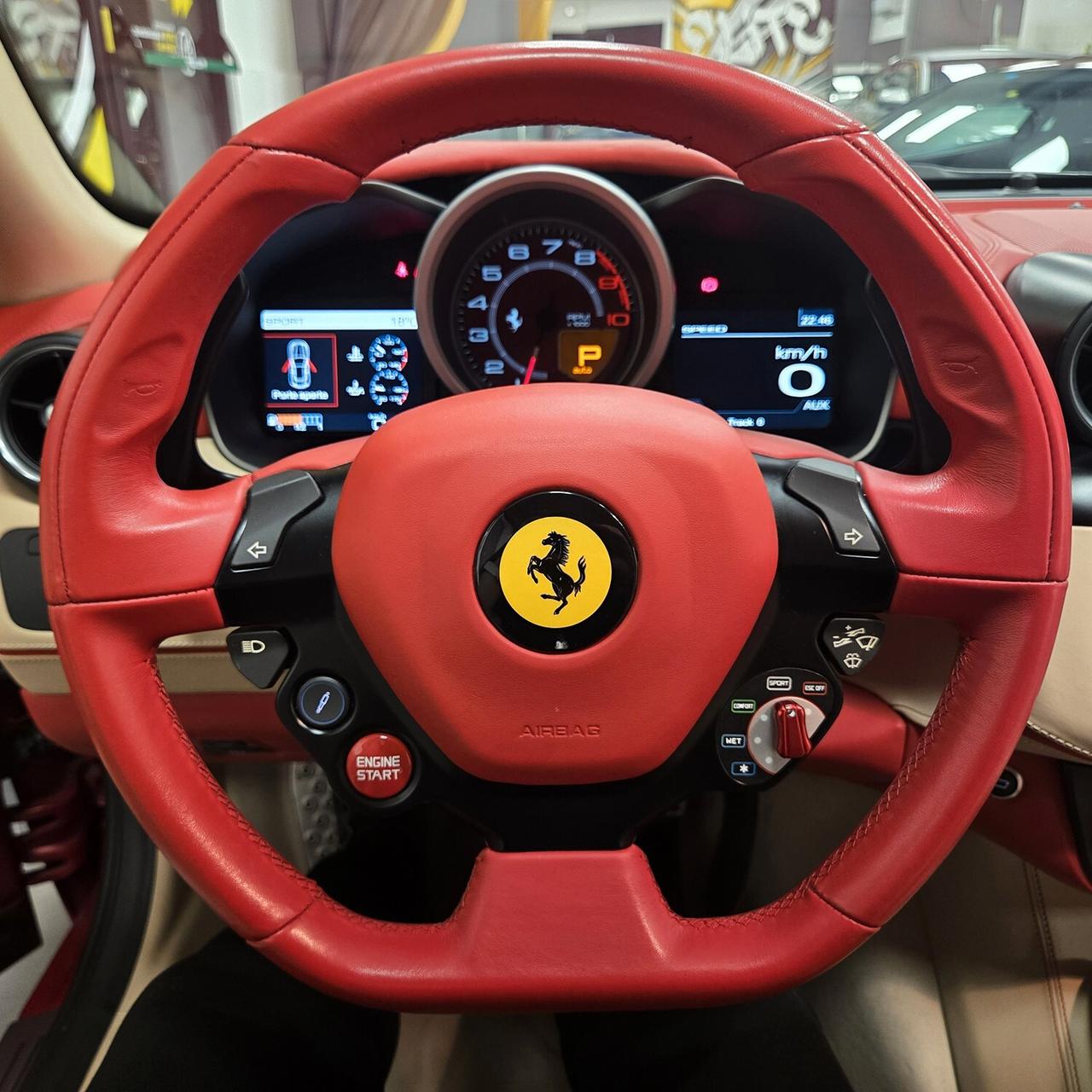 Ferrari FF MATTE RED ORIGINALE FERRARI_TUTTI I SERVICE_LIFT_TOP!!