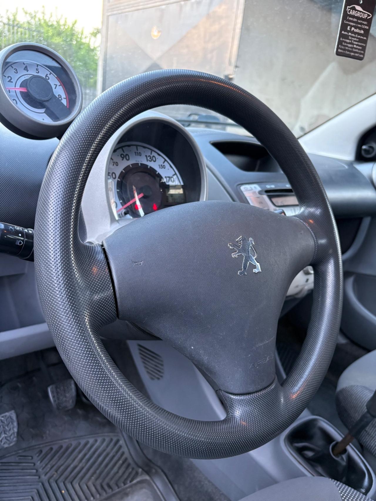 Peugeot 107 1.0 68CV 5p. buonissime condizioni