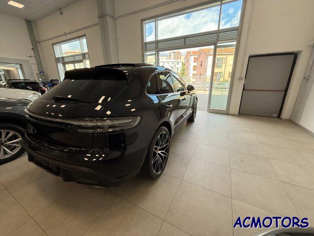 PORSCHE Macan 2.0