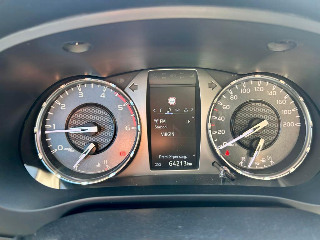 Toyota Hilux Double Cab Hilux 2.8 d double cab Lounge 4wd