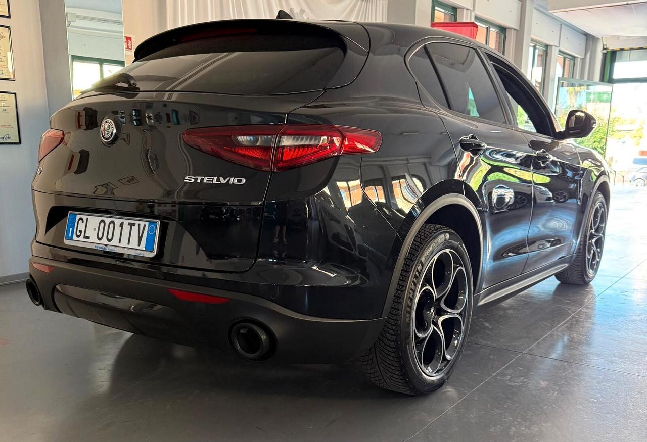 Alfa Romeo Stelvio 2.2 Turbodiesel 190 CV AT8 Q4 Sprint