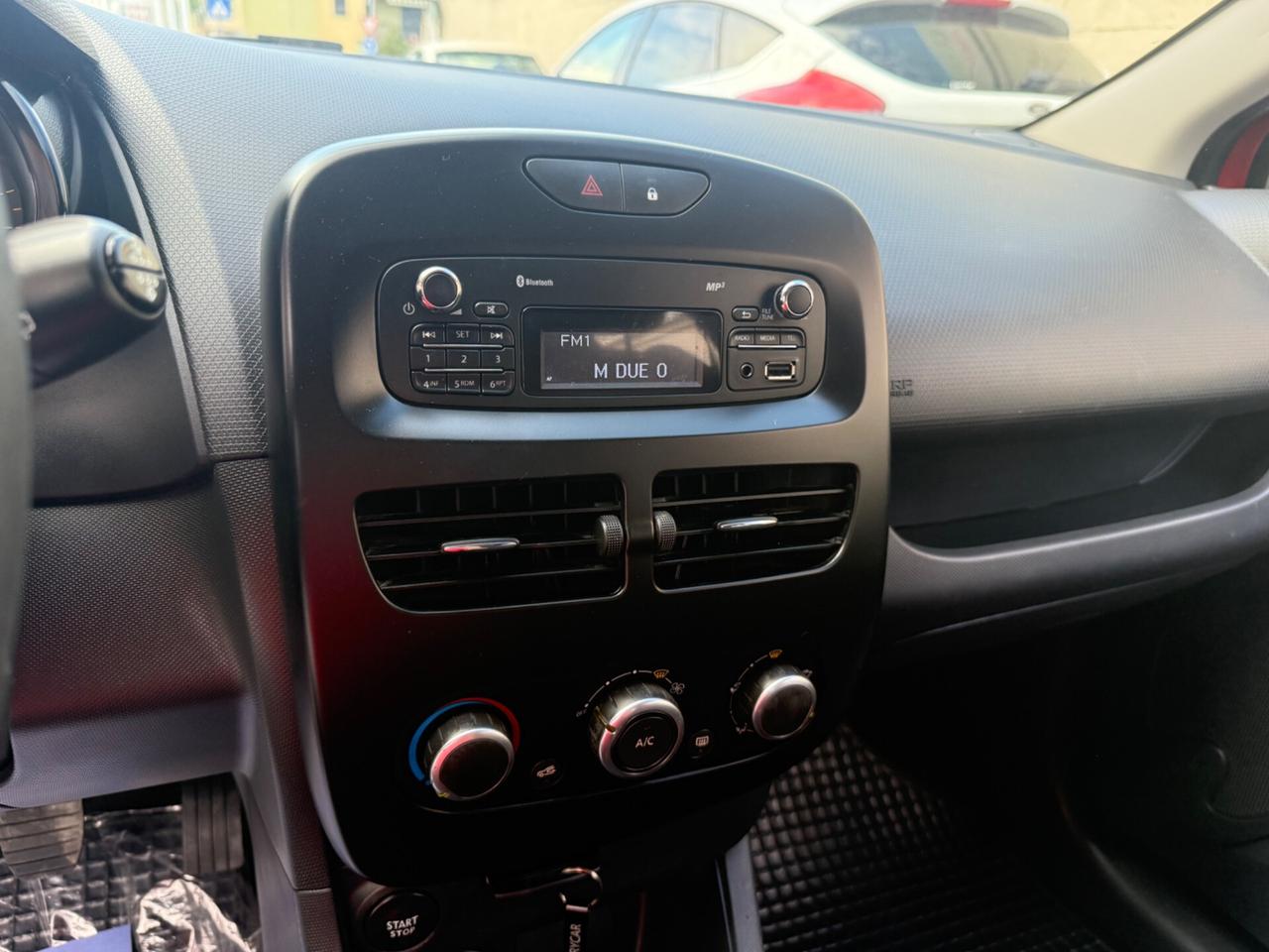 Renault Clio 1.2benzina km69.000 - 2014
