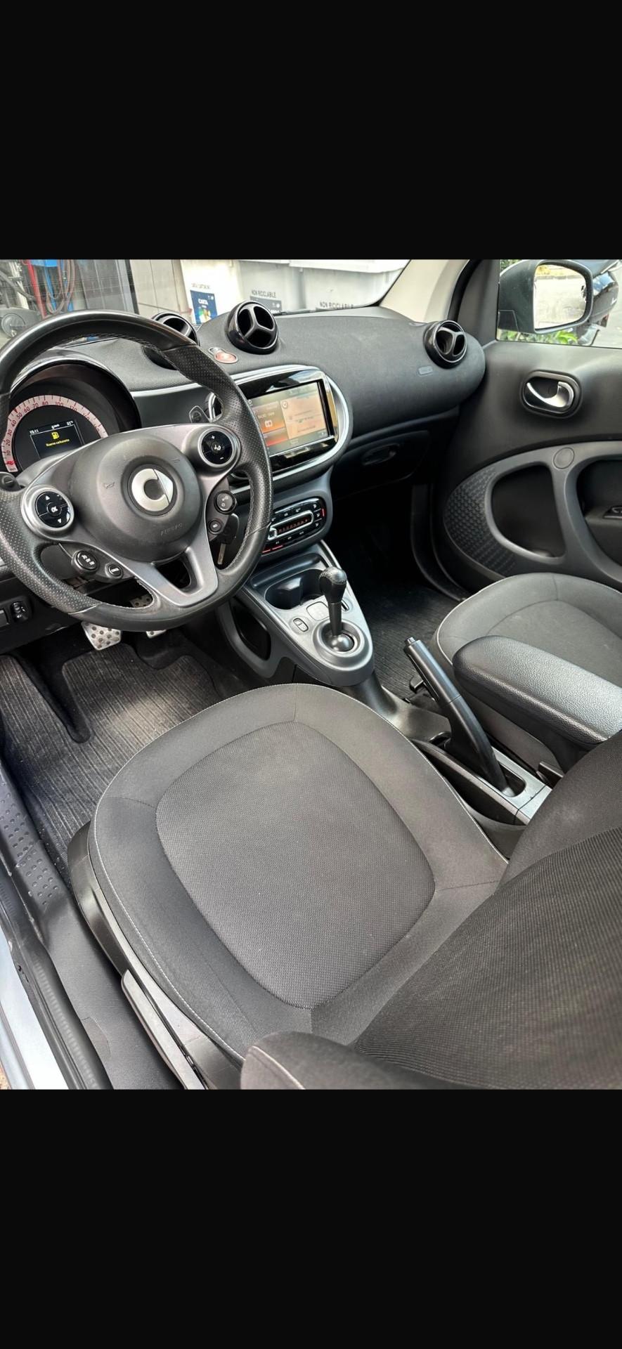 Smart ForTwo 70 1.0 all Brabus automatica