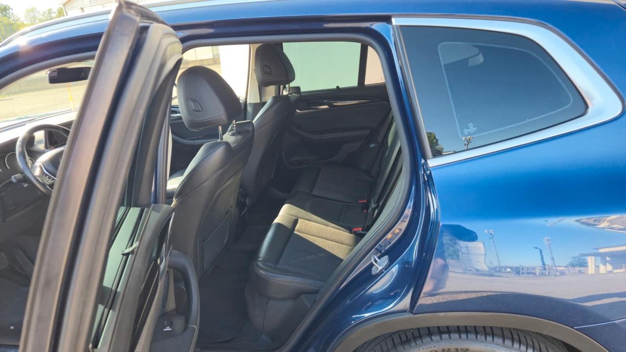 BMW X3 (G01/F97) X3 xDrive20d xLine