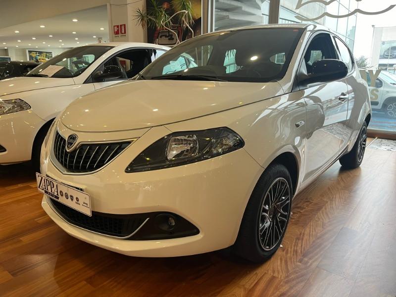 LANCIA Ypsilon 1.0 FireFly 5 porte Hybrid Gold