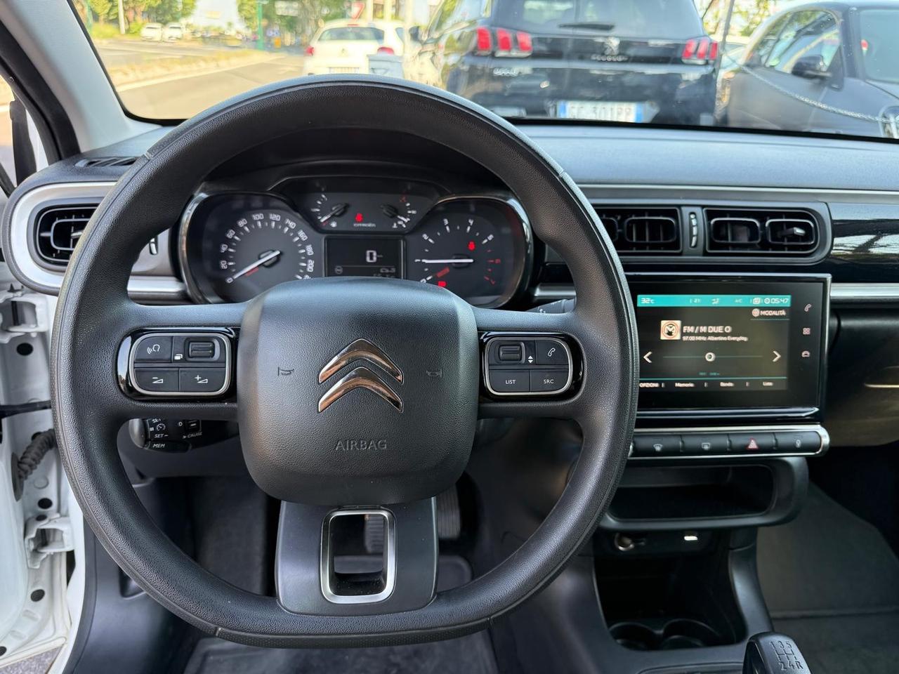 Citroen C3 83cv Benzina 5 porte Shine Navi bicolor pdc