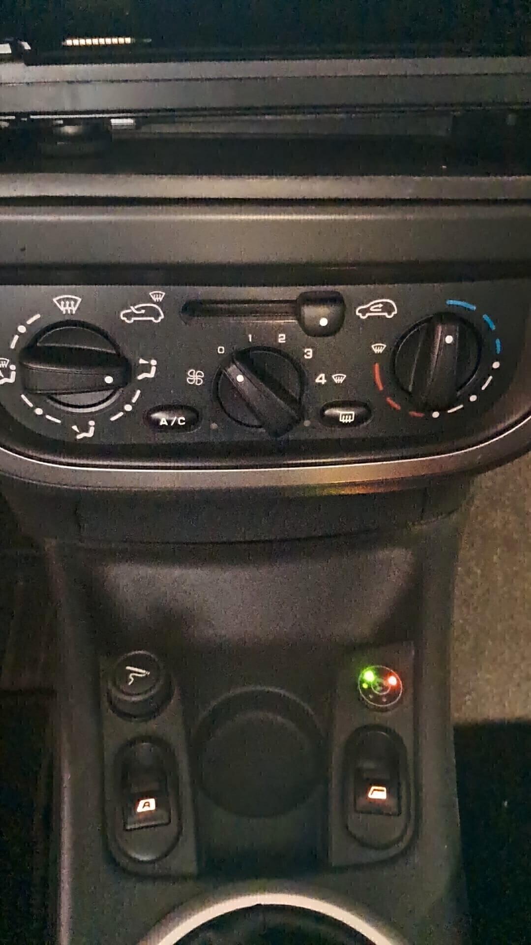 Citroen C3 1.1 Exclusive Style Bi Energy G OK NEO