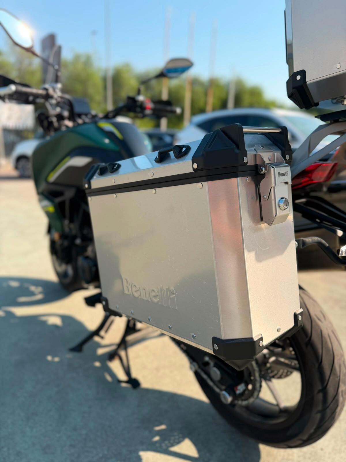 BENELLI TRK 702 – 698 CC – 70 CV – TRIS VALIGIE ORIGINALI – USATO GARANTITO MC MOBILITY