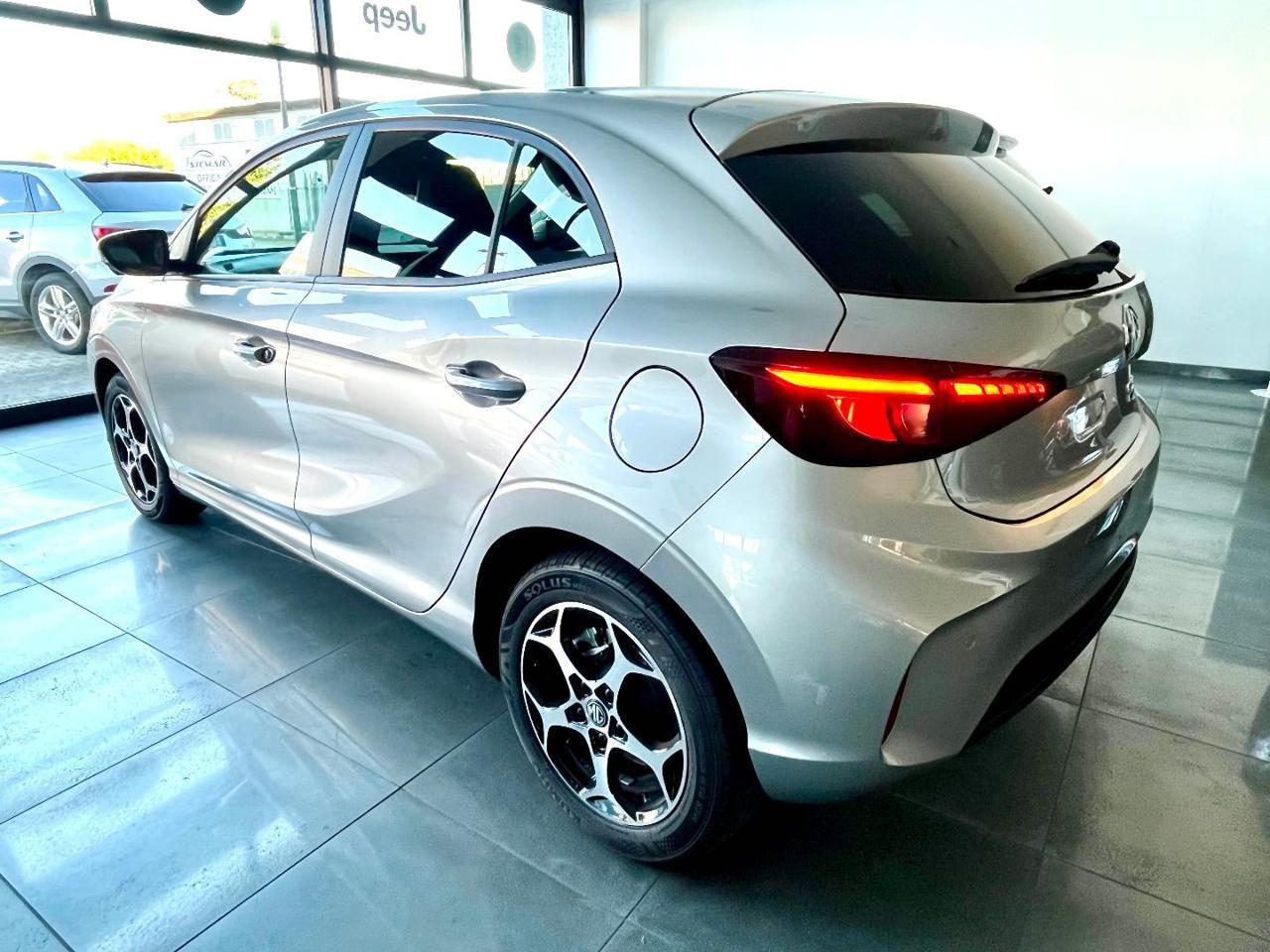 MG MG3 Hybrid+ Luxury /VARI COLORI/PRONTA CONSEGNA