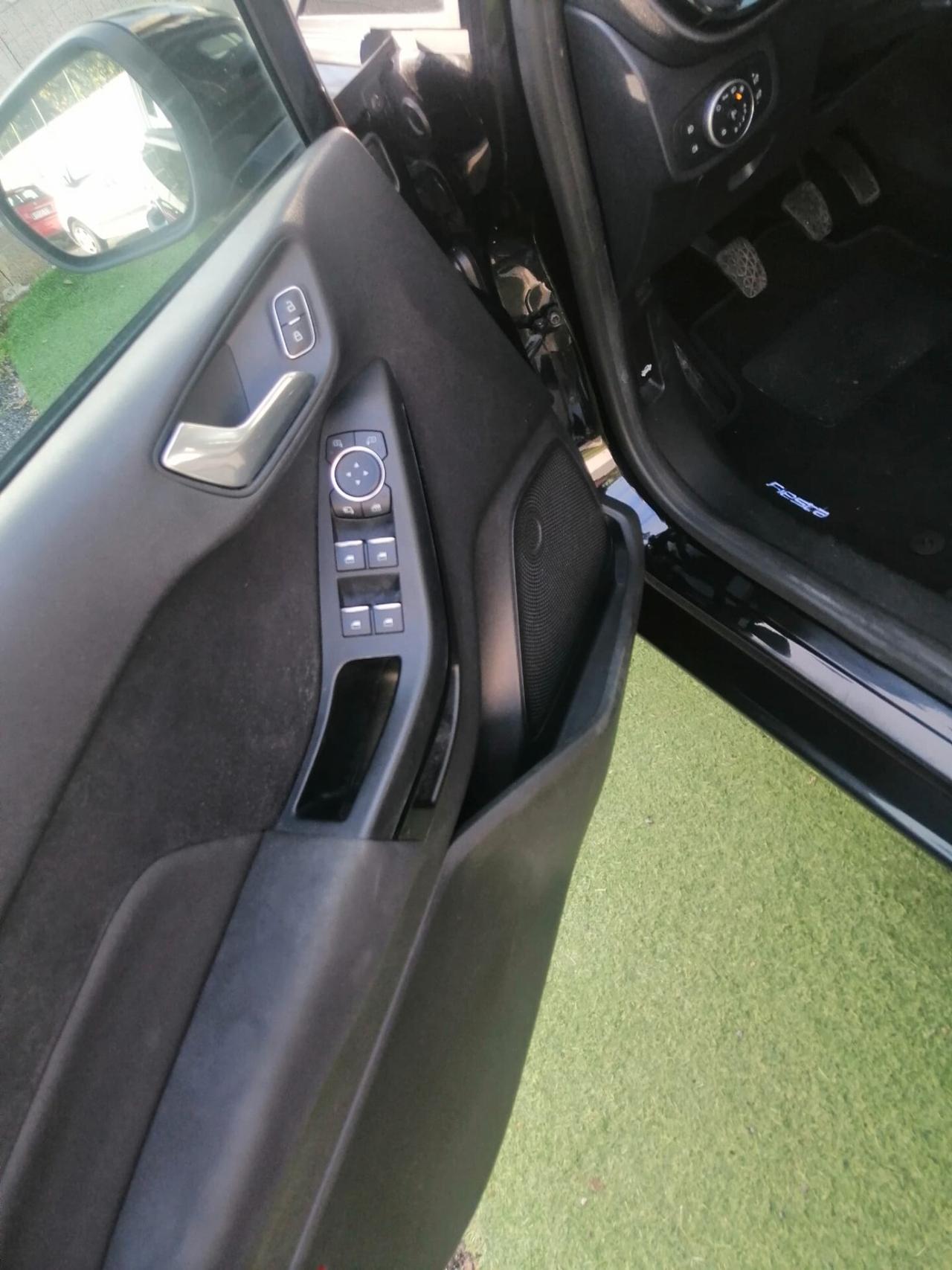 Ford Fiesta 1.1 75 CV 5 porte Connect