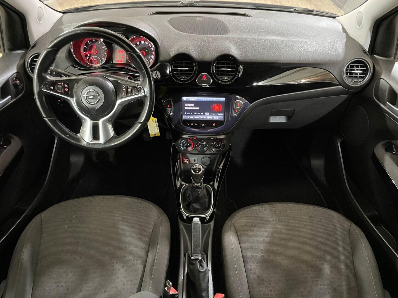 Opel Adam 1.2 70 CV White/Black Link GPL