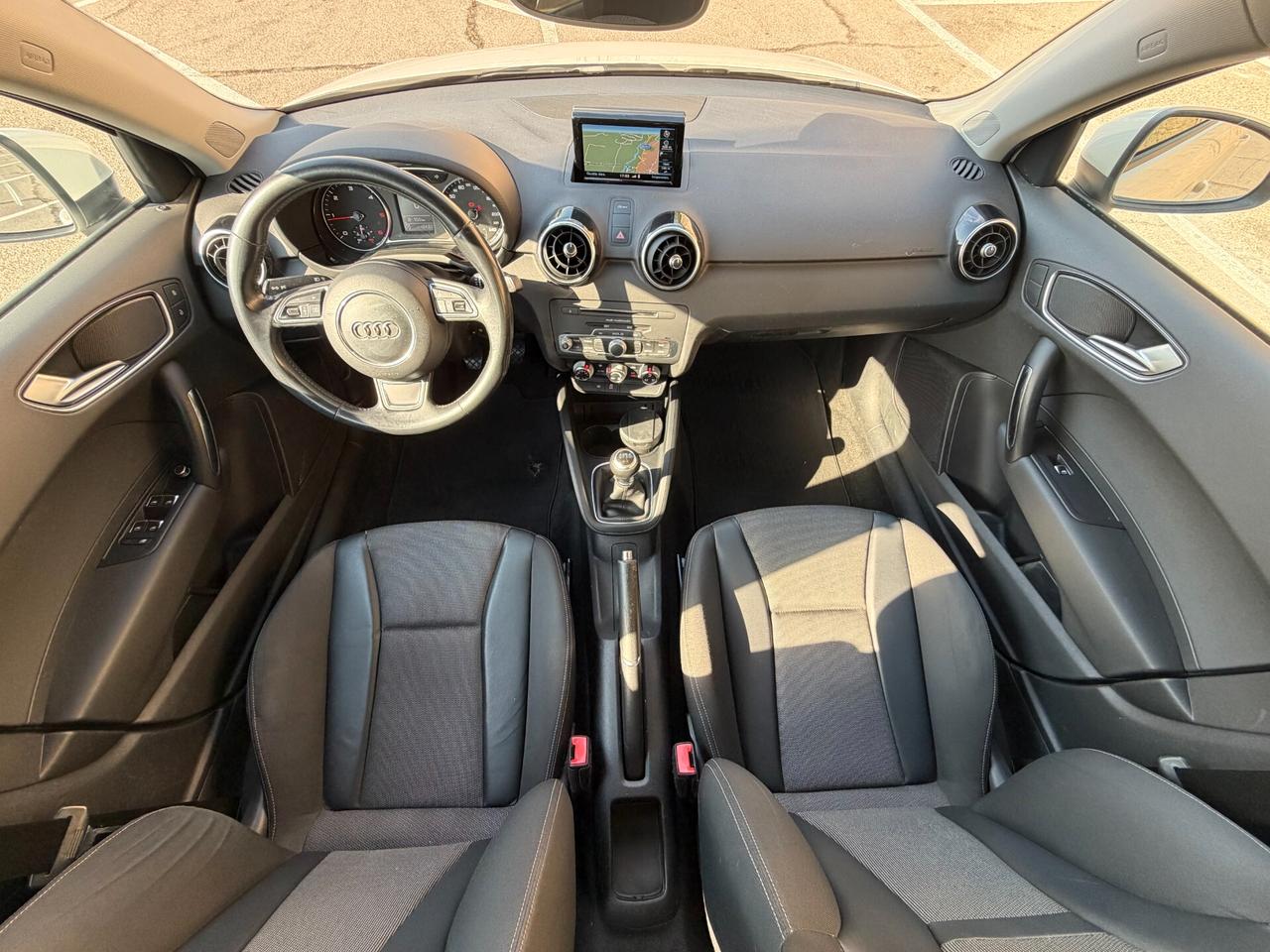 Audi A1 SPB ADMIRED/1.4 TDI 90CV/NAVI/NEOPATENTATI