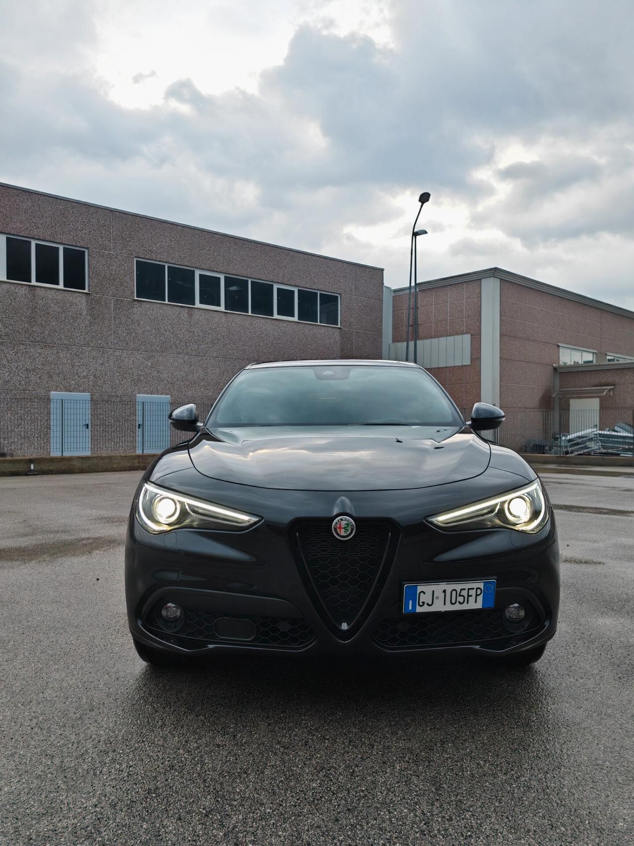Alfa Romeo Stelvio 2.2 Turbodiesel 160 CV AT8 RWD Sprint