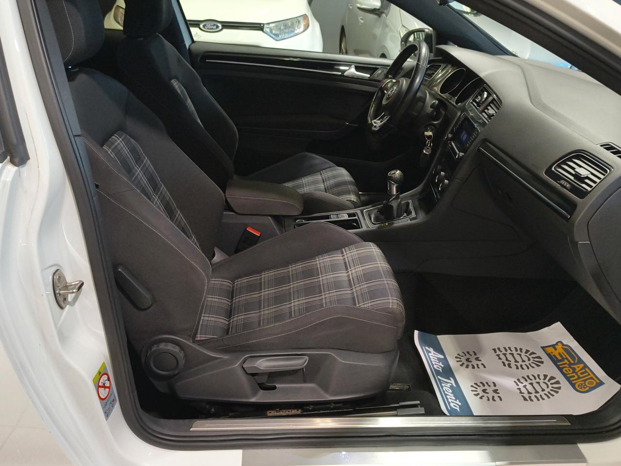 Volkswagen Golf GTD 2.0 TDI 3p. BlueMotion Technology