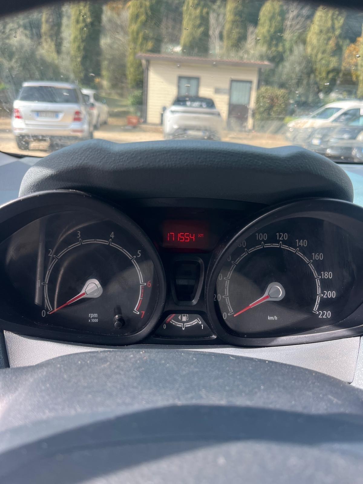 Ford Fiesta 1.2 Benzina - Neopatentati