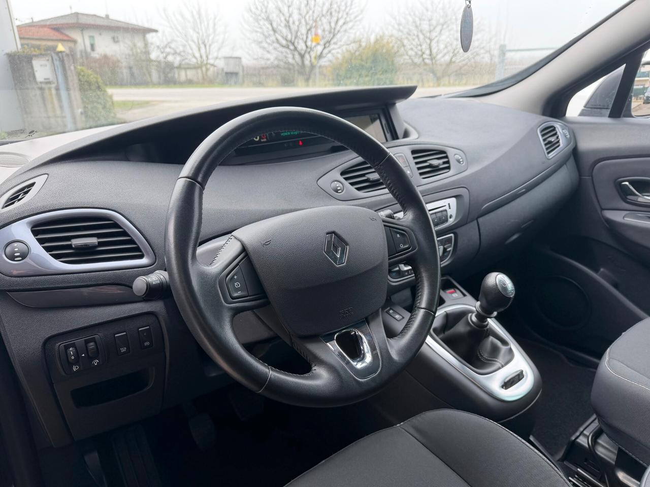 Renault Scenic 1.6 Diesel 7 posti Neopatentati