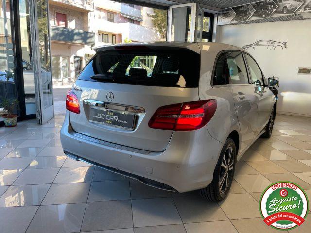 MERCEDES-BENZ B 200 d Aut. Sport *FULL LED*CAMERA