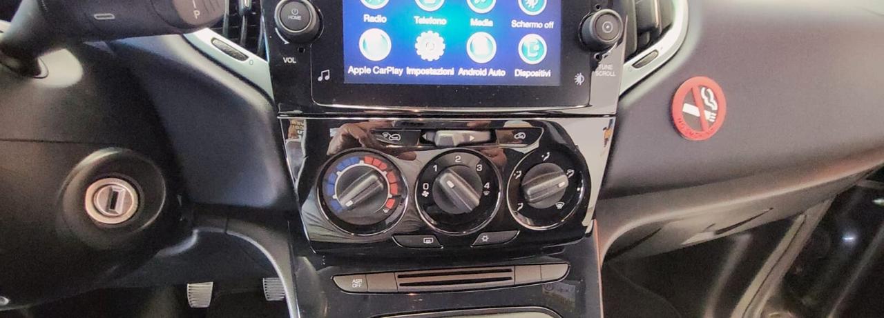Lancia Ypsilon 1.0 FireFly 5 porte S&S Hybrid Silver Plus