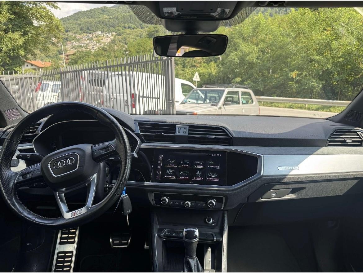 Audi Q3 SPB 35 TDI S tronic quattro edition