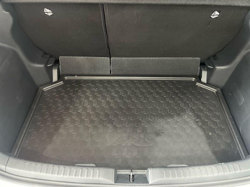 Toyota Yaris Yaris 1.5h Lounge