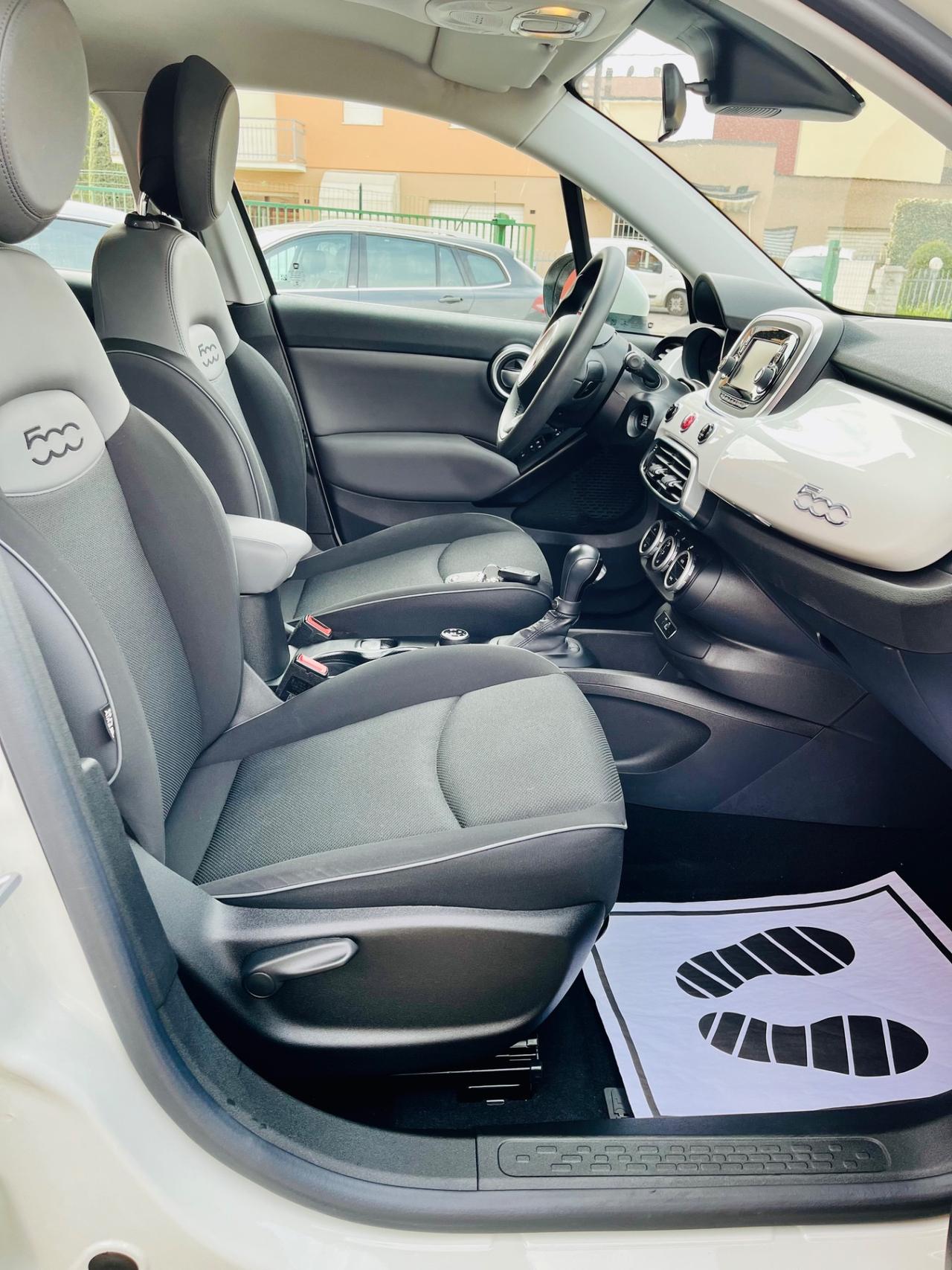 Fiat 500X con 21.365km !