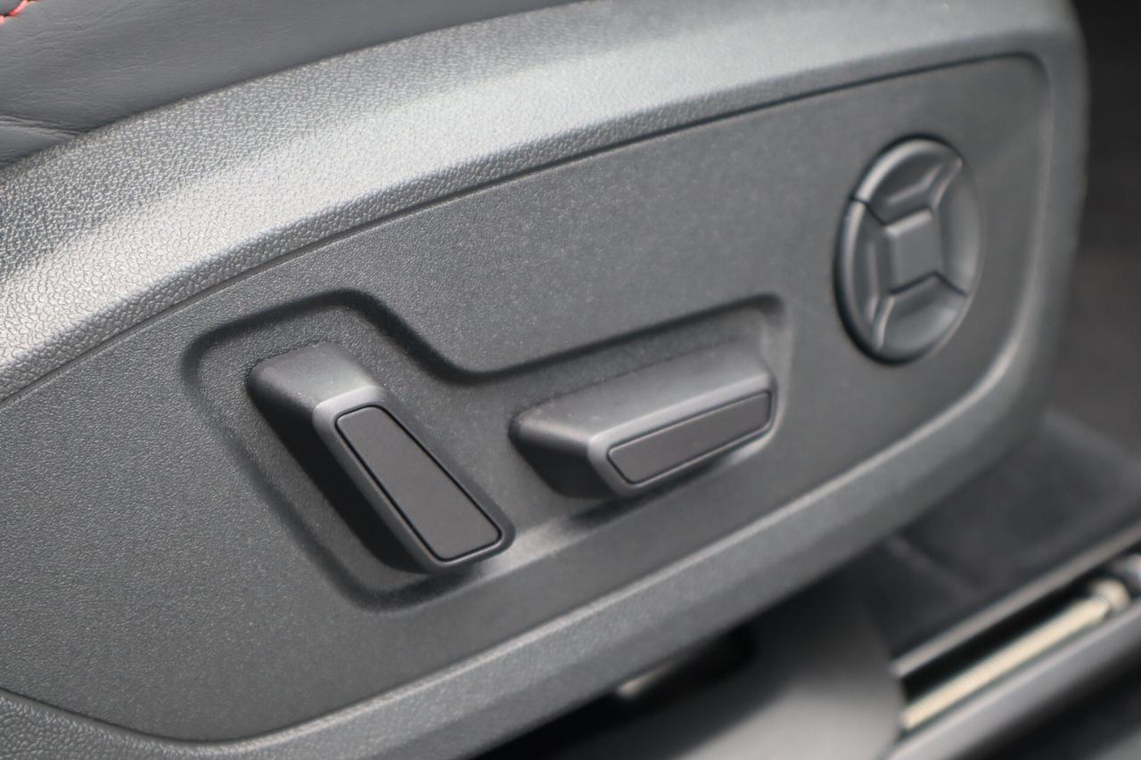 Audi Q4 Etron 50 QUATTRO 300CV S-LINE MATRIX POMPA DI CALORE SONOS