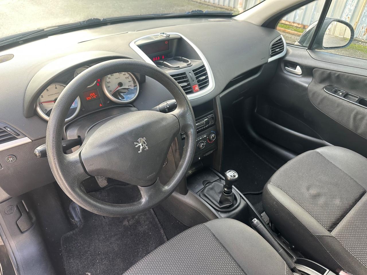 Peugeot 207 1.4 8V 75CV 5p. X Line ECO GPL