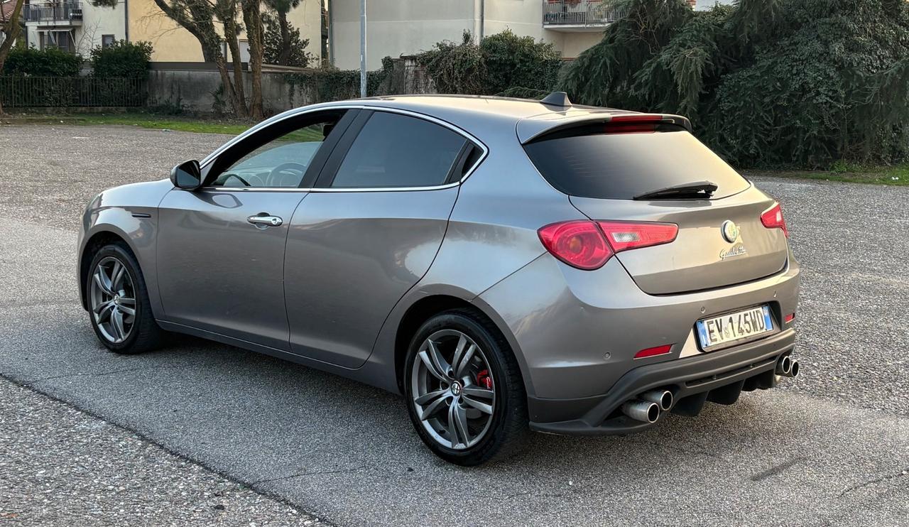 Alfa Romeo Giulietta 1.6 JTDm-2 105 CV Distinctive