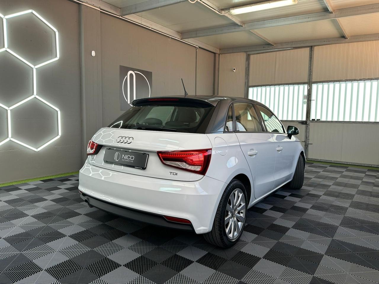 Audi A1 SPB 1.6 TDI 116 CV Admired