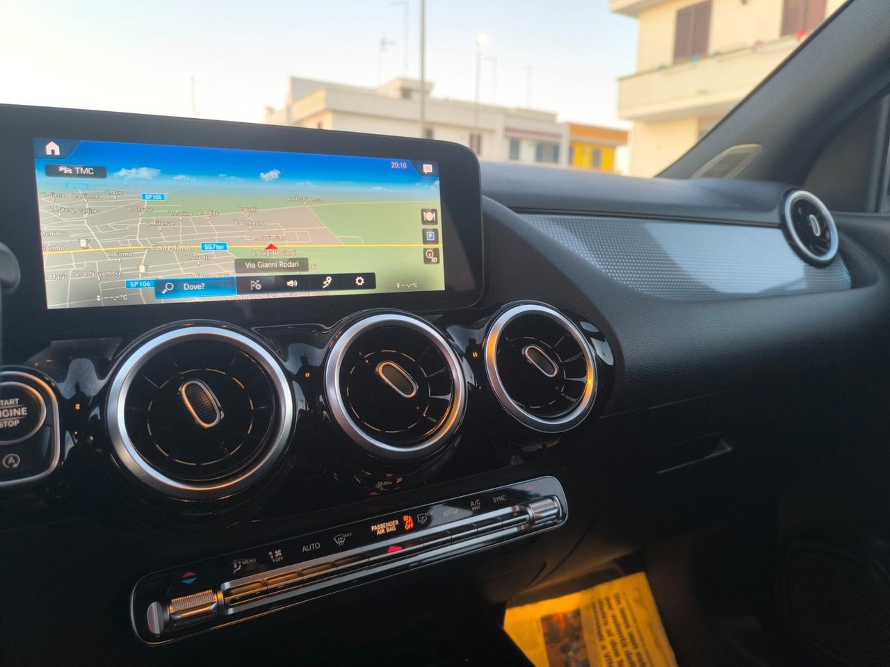 MERCEDES GLA SPORT PLUS 180cdi 09/2022 MOTORE 2.0 MERCEDES